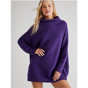 Free People Ottoman Slouchy Tunic in Gothic Grape